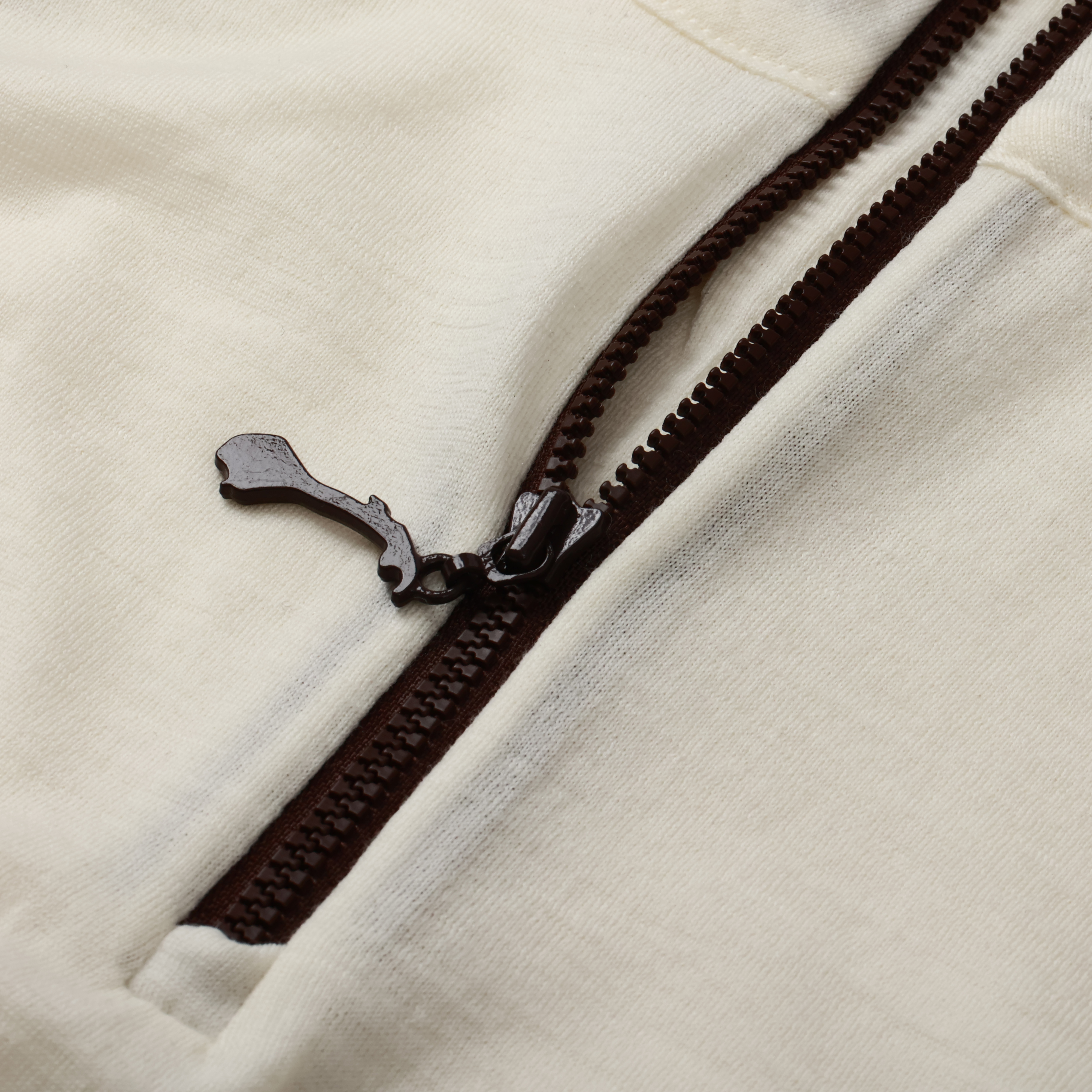 Hilleknuten Long Sleeve Sweater Hot Fudge