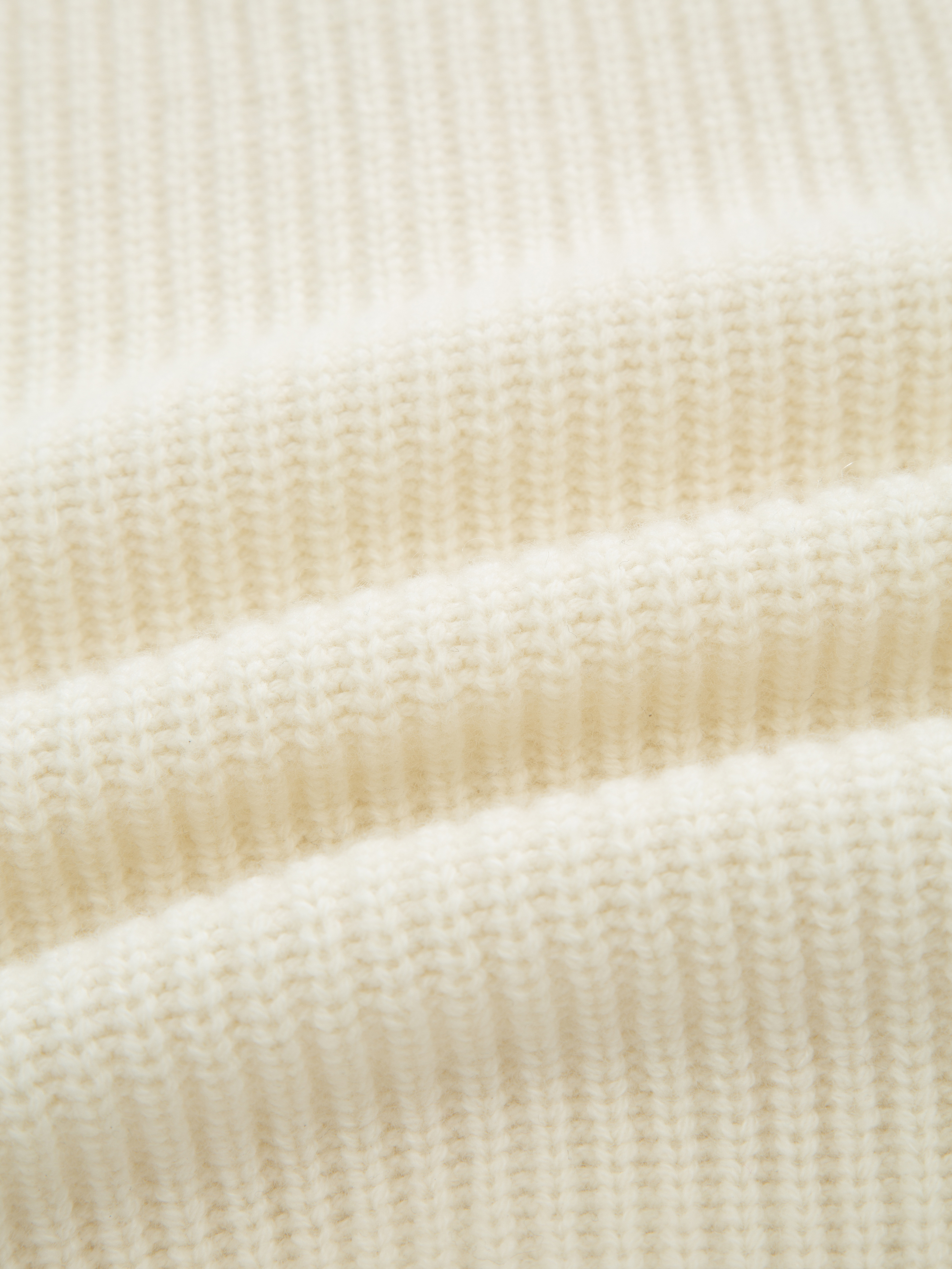 Risdalsfjellet Knitted Sweater Woman White Swan