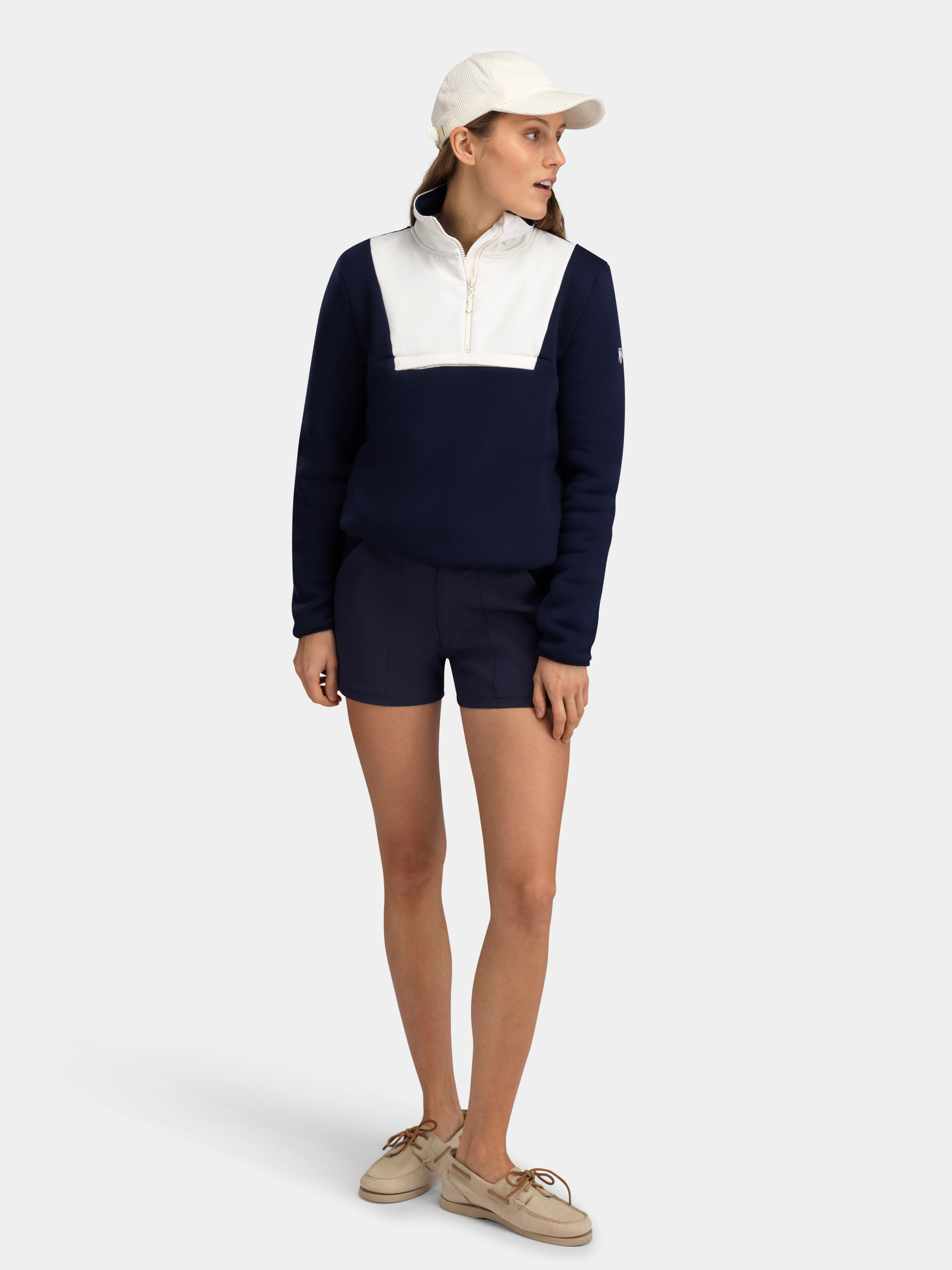 Romsdalseggen Courderoy Shorts  Blue Ink