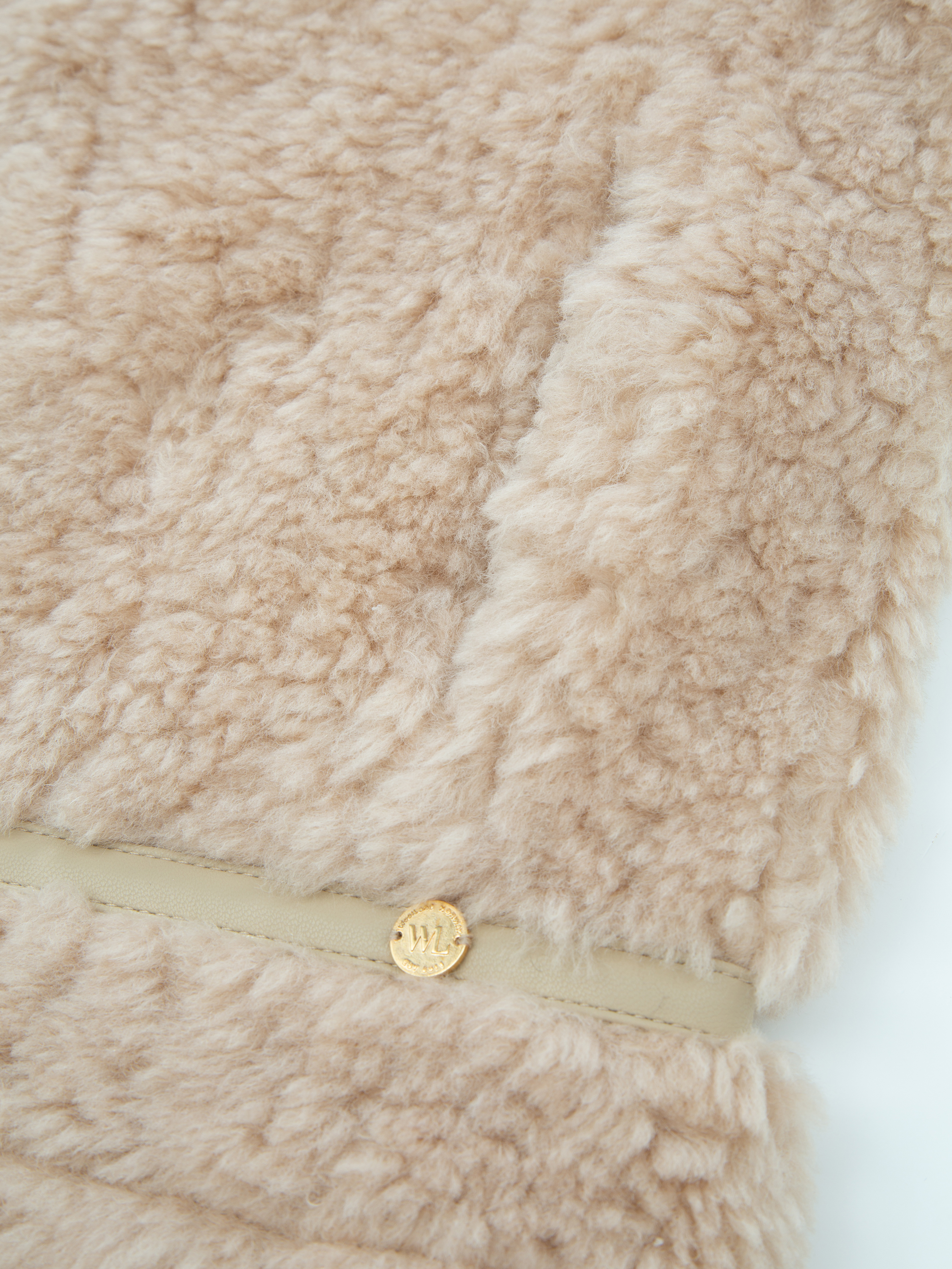 Solbakken Vest Woman Champagne