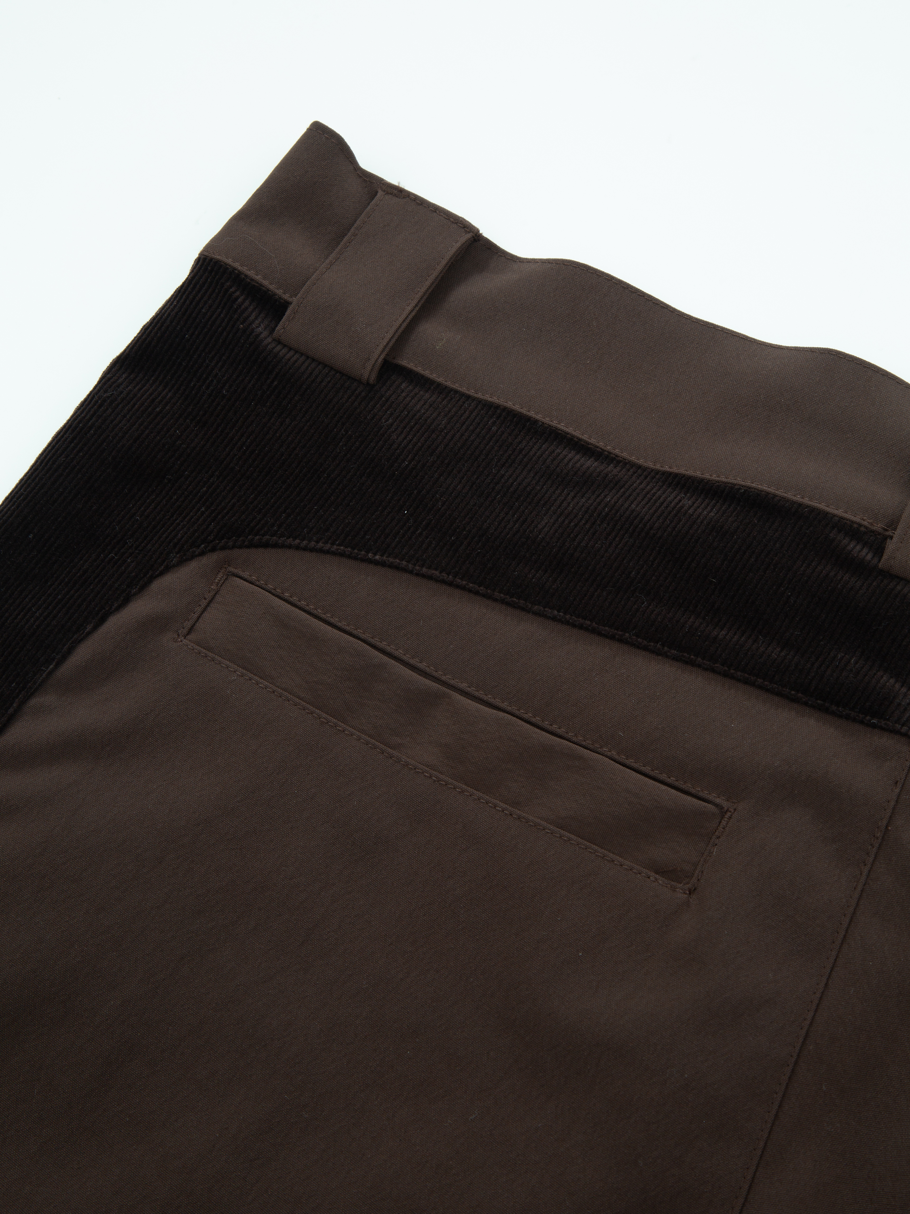 Romsdalseggen Courderoy Shorts Hot Fudge