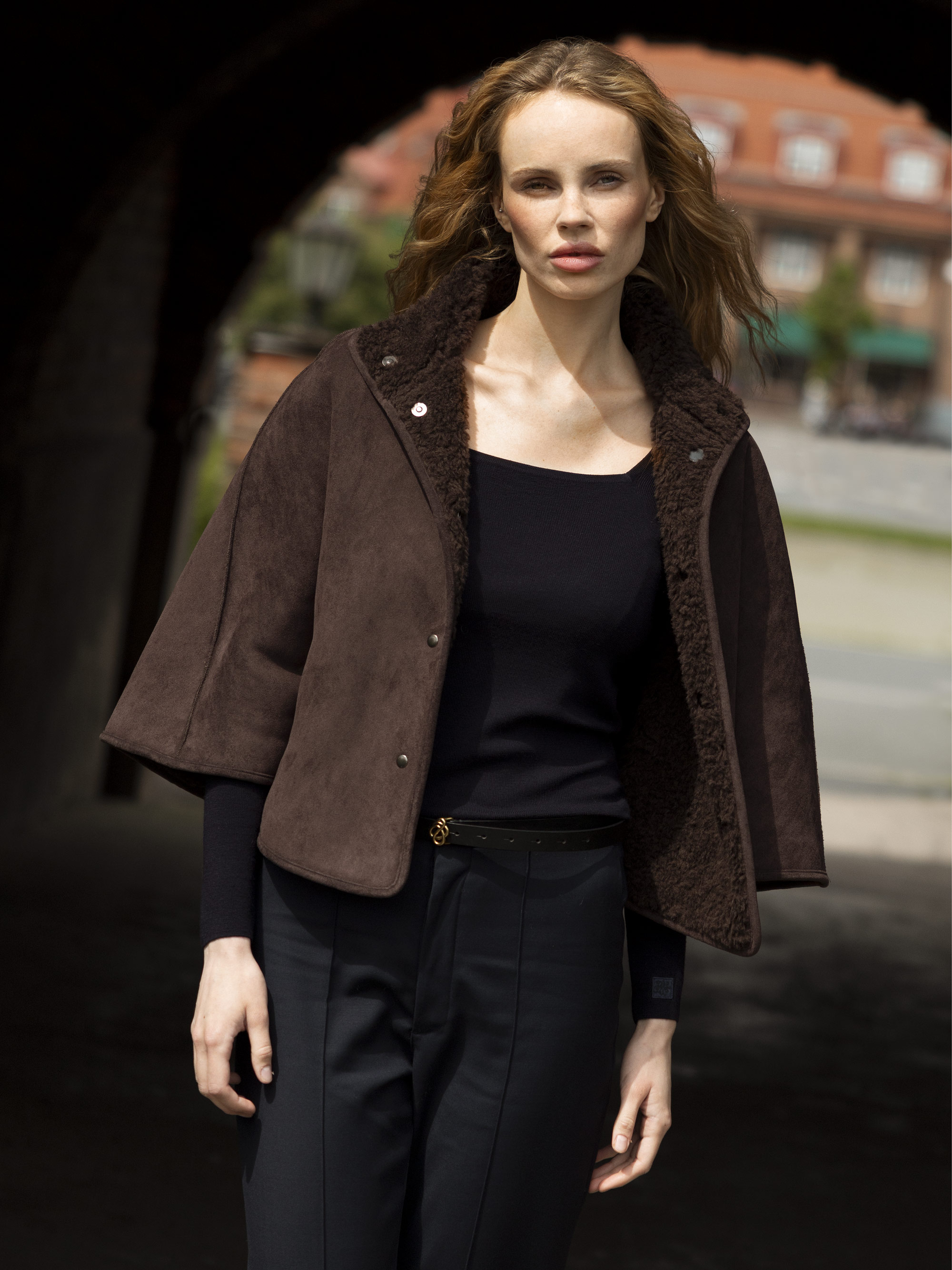 Lifjellet Knitted Roundneck Woman Dark Blue