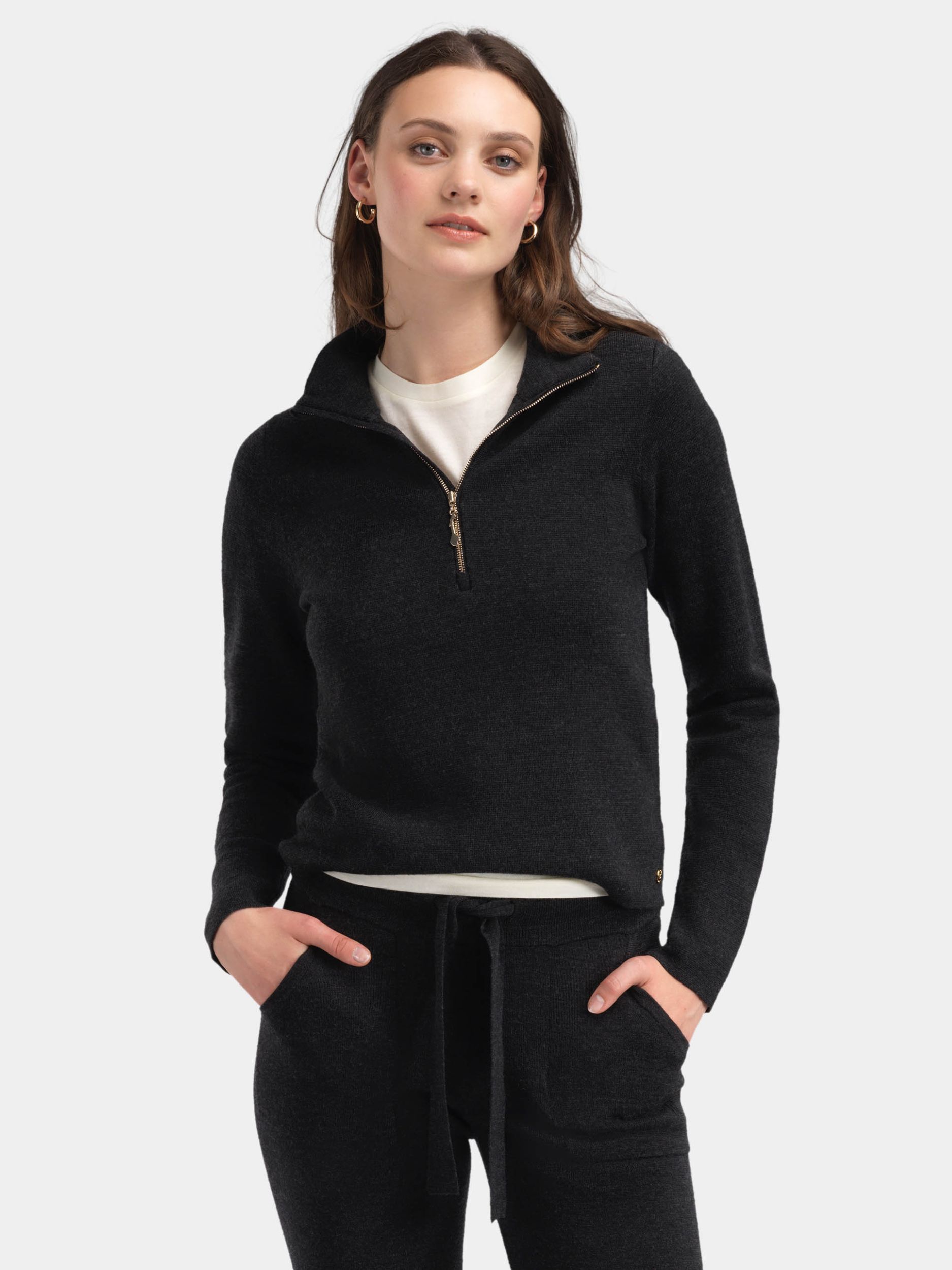 Himmeltinden Knitted Top  Charcoal Grey